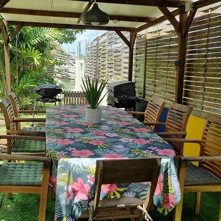 La Villa Rainbow & Ses 2 Kabanes Sainte-Anne  Bagian luar foto