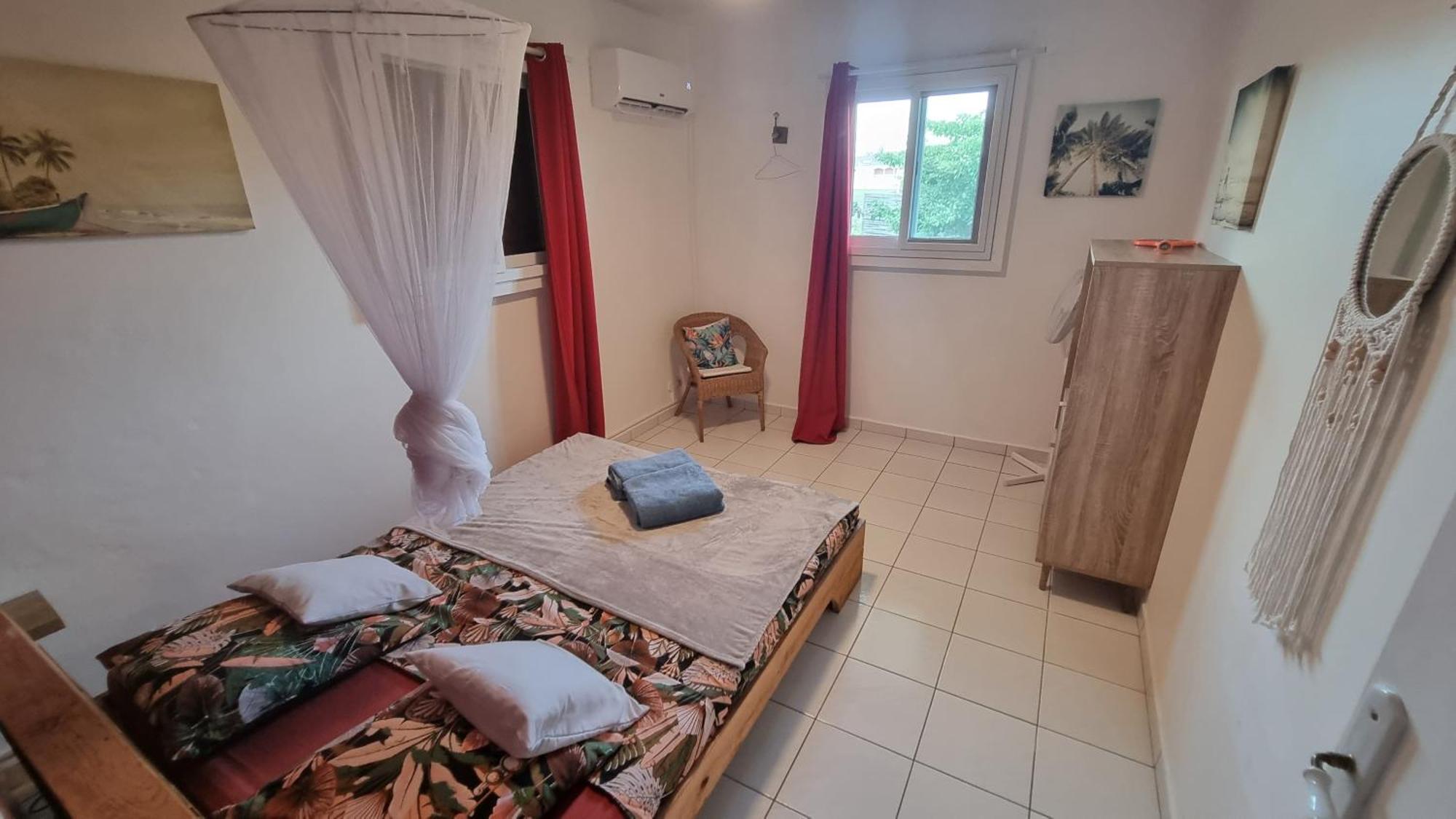 La Villa Rainbow & Ses 2 Kabanes Sainte-Anne  Bagian luar foto