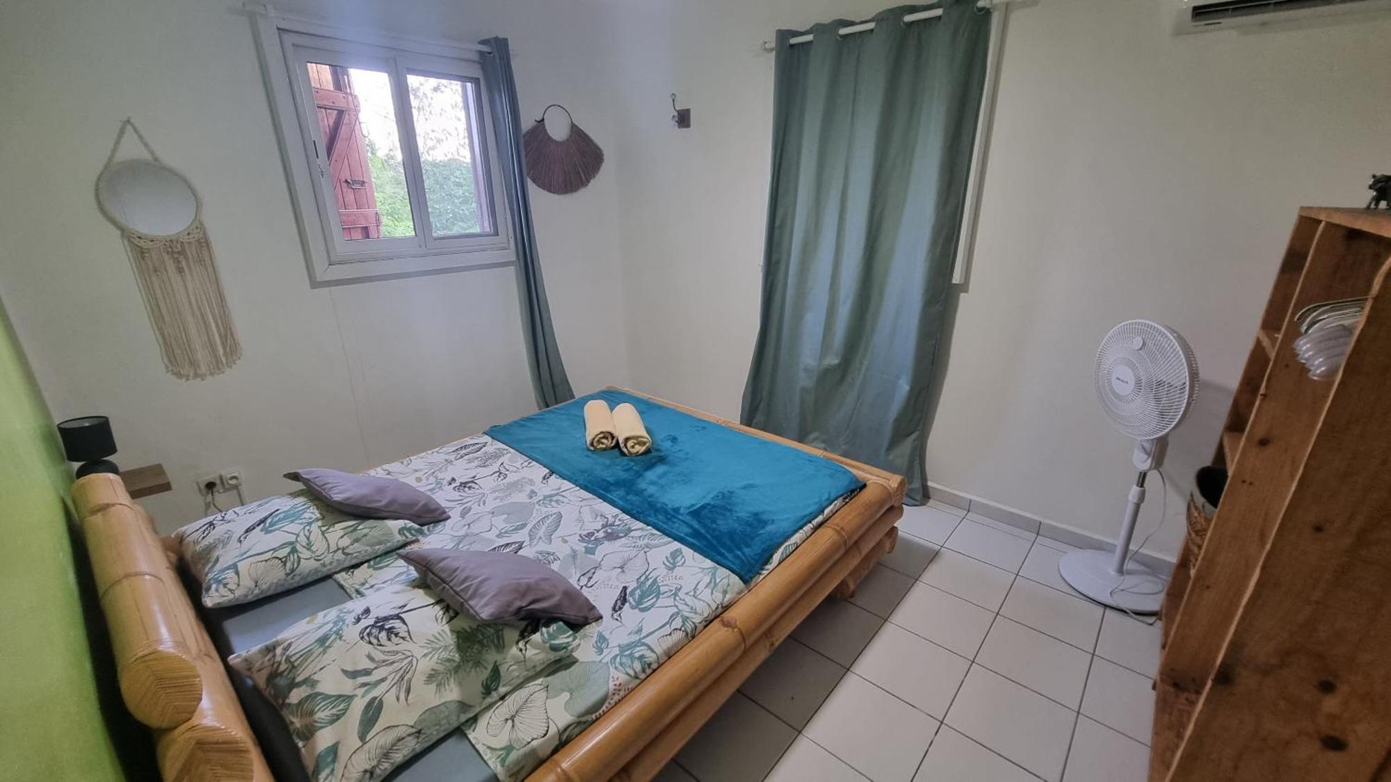 La Villa Rainbow & Ses 2 Kabanes Sainte-Anne  Bagian luar foto